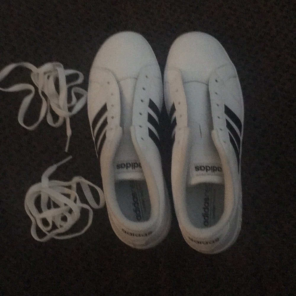 White Adidas neos women’s 7